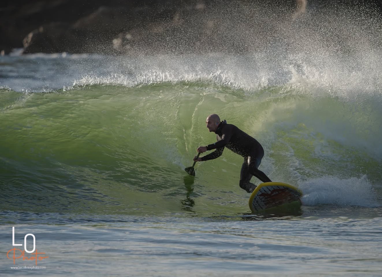 - Stand-up-paddle -
🌊 Session du 17 janvier 2026

➡️ Overhead Furious 
⬇️ Trailer set 16/4/16

Le foil a pris beaucoup de place dans ma pratique du stand-up-paddle, mais le contact de la carène dans le surf procure toujours de bonnes sensations !

Photo : @loicolivierphoto
#overheadexperience #overheadboards #standuppadle #supsurfing #waveriding