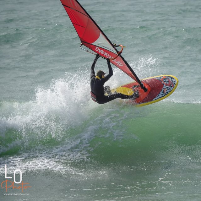 ACTION - Taquet
📷 @loicolivierphoto

💯 Ça navigue à donf ces derniers temps.
2 sessions par jour, du bon surfsailing pêchu, de la planche à voile en coaching ( il reste des créneaux multi- disciplines 😉), un peu de windfoil, un peu de wingfoil, de la pocketwing, un peu de chasse sous-marine,... 

☀️ Bref, c'est le printemps, il faut en profiter au maximum et réaliser ses envies !

#overheadexperience
#overheadproducts
#overheadactivities
#overheadcoaching 
#overheadboards