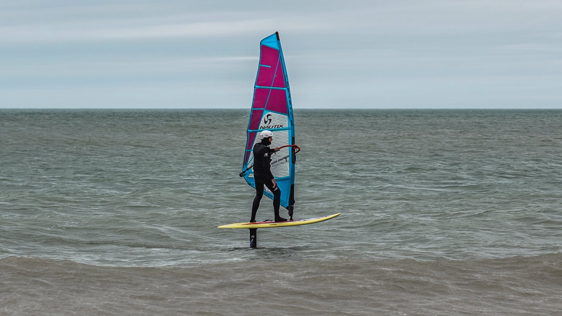 – WINDFOIL – ça vole en Normandie